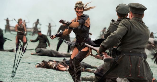 Wonder Woman: Režisérka prozradila něco málo o chystaném spin-offu věnovaném Amazonkám
