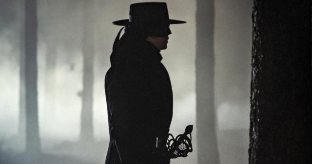 Legendární šermíř Zorro se vrací po téměř dvou desetiletích. Venku je oficiální trailer