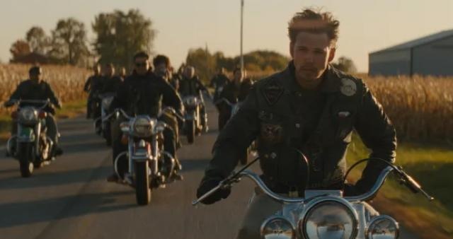 Trailer odhaluje nový film The Bikeriders o zlatém věku motocyklů s hvězdným obsazením